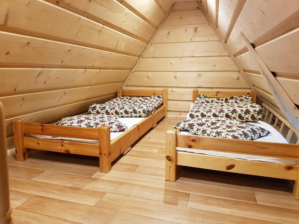 Hanusina Wynajem Pokoi Homestay *