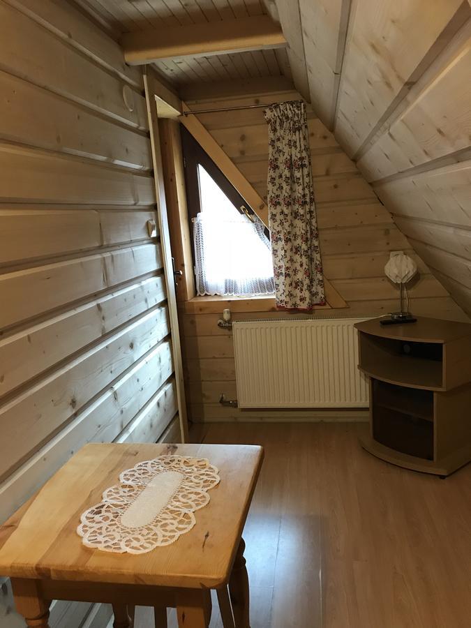 Hanusina Wynajem Pokoi Homestay *