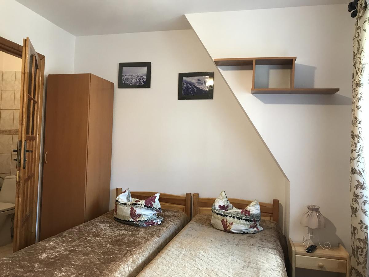 Hanusina Wynajem Pokoi Homestay *